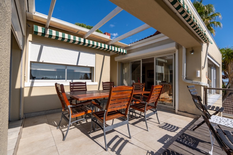 4 Bedroom Property for Sale in Camps Bay Western Cape
